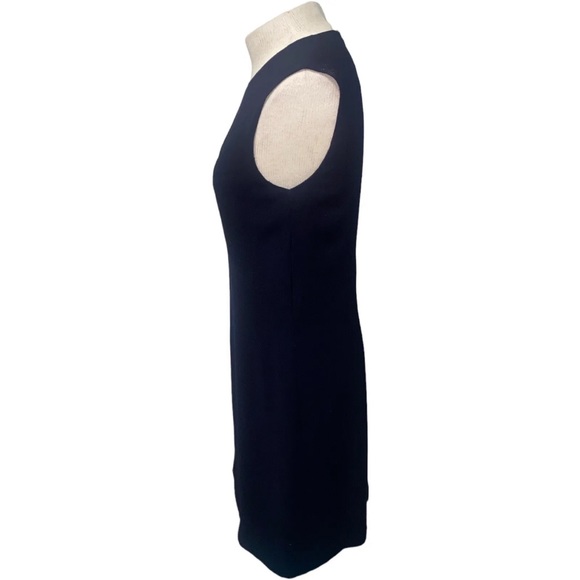 Chanel 1998 LBD 100% wool dress lined 100% silk sz 40EU/8 US 1 flaw noted in pic - Picture 2 of 7